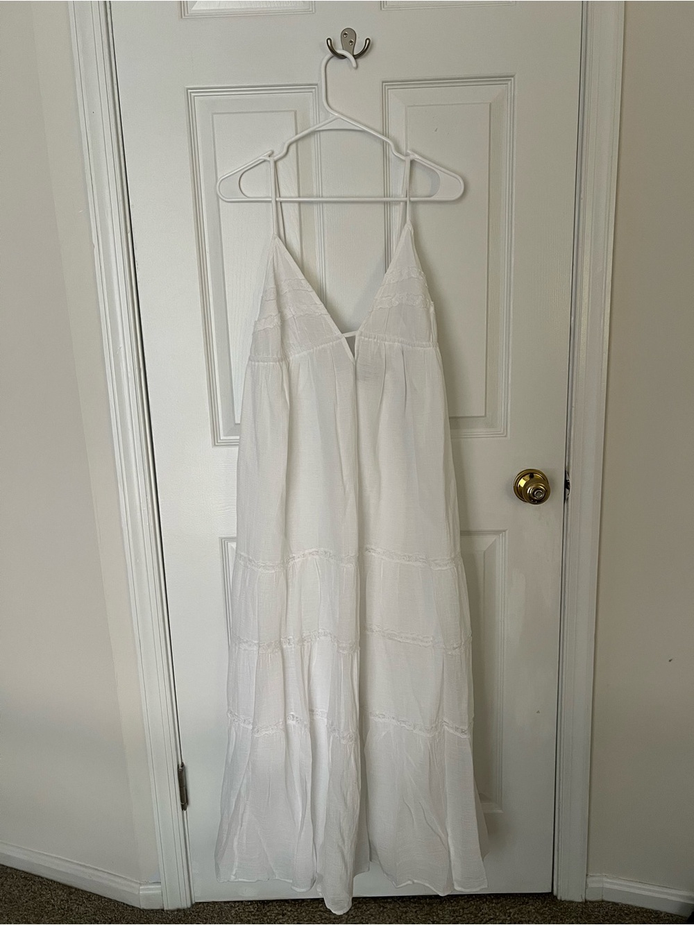 Zara White EMBROIDERED MIDI DRESS